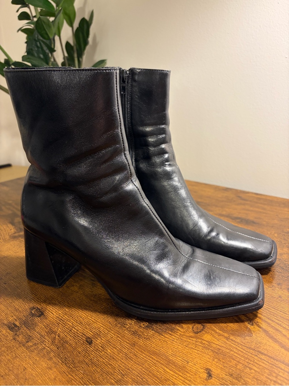 Jeffrey Campbell Sherpal 2 Black Leather Square-Toe Block Heel Booties - 8